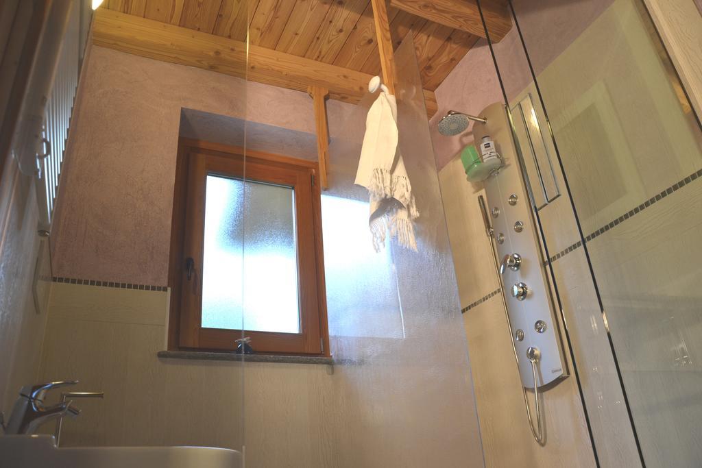 Village Paradis Roisan Chambre photo